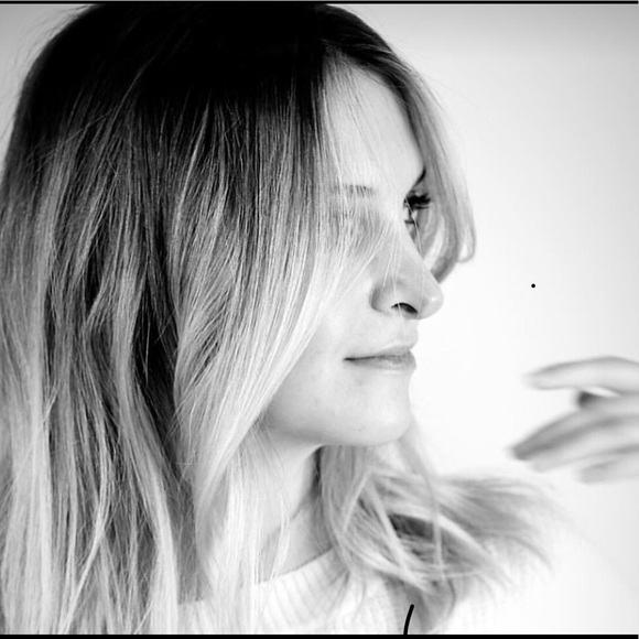 Meet your Posher, Sara - Picture 1 of 1